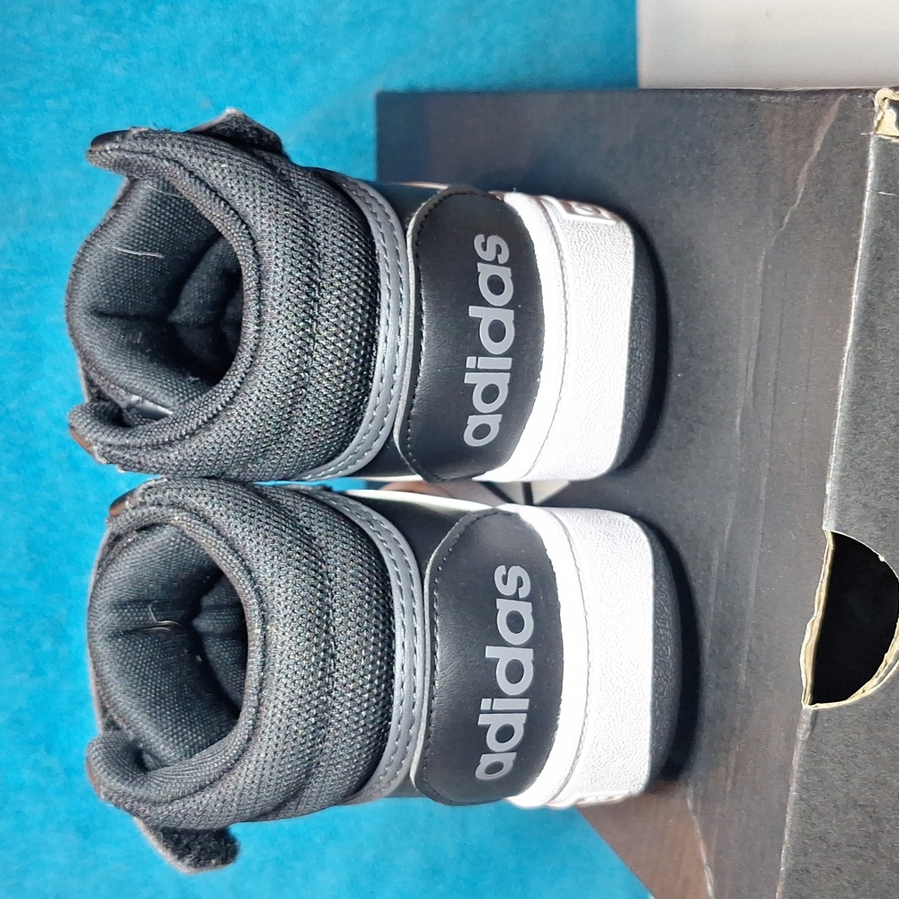 Like New Toddler Adidas Hoops Mid 2.0 Sneakers Toddler Shoes Size 7.5 Black - Picture 3 of 10